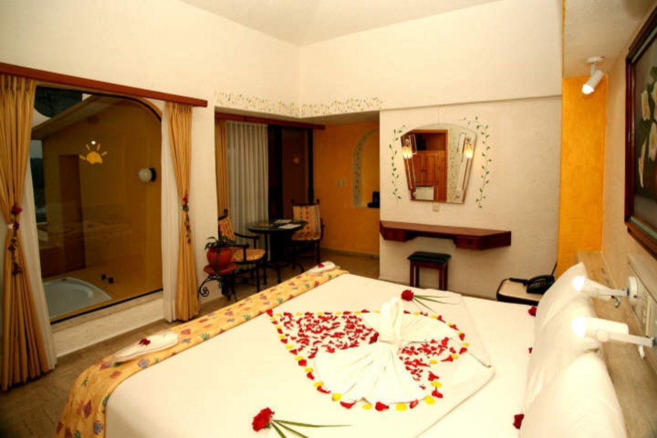 Casa Del Mar Hotel Huatulco Bagian luar foto